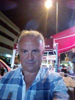 chica busca chico parla